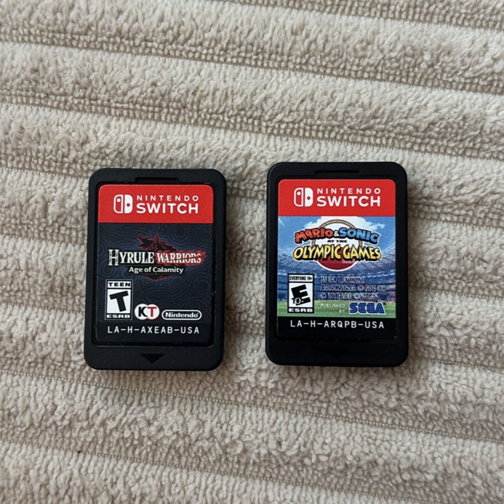 Nintendo Switch Bundle – 2 Games
